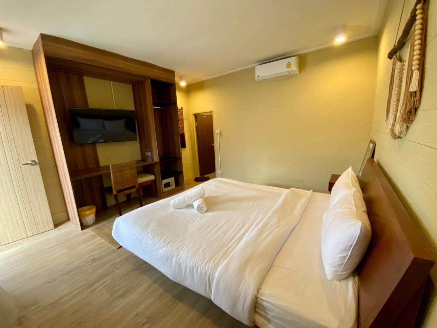U'Re Holitel Hotel Haad Rin Exterior photo